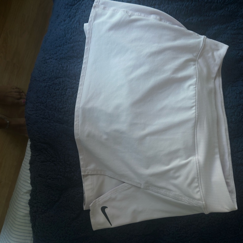 Nike Women's White Skort